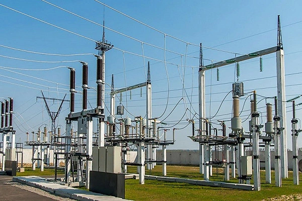 Elektroniske filtre: Prinsipper, typer og applikasjoner i signalbehandling